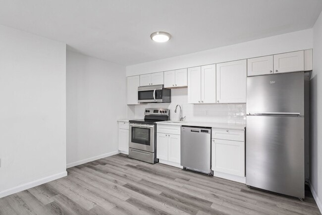 Photo - 612 N St Clair St Unit 1