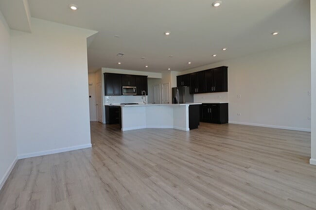 Photo - 2287 Ryegrass Ln