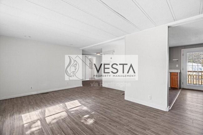 Photo - 442 Wickins Dr