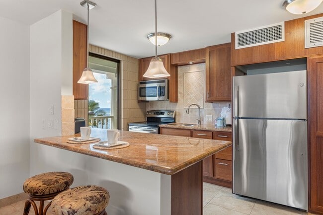Photo - Lahaina Shores Fully Furnished One Bedroom