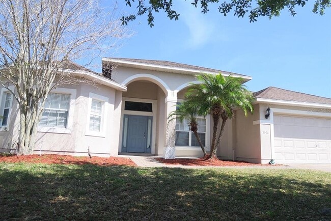 2906 Sweetspire Cir