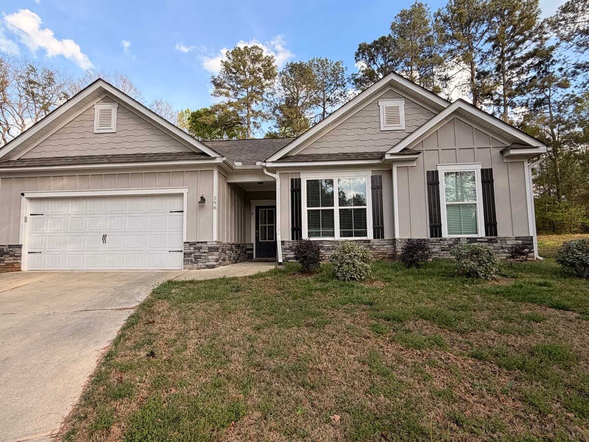 Photo - 398 Woodpecker Pt