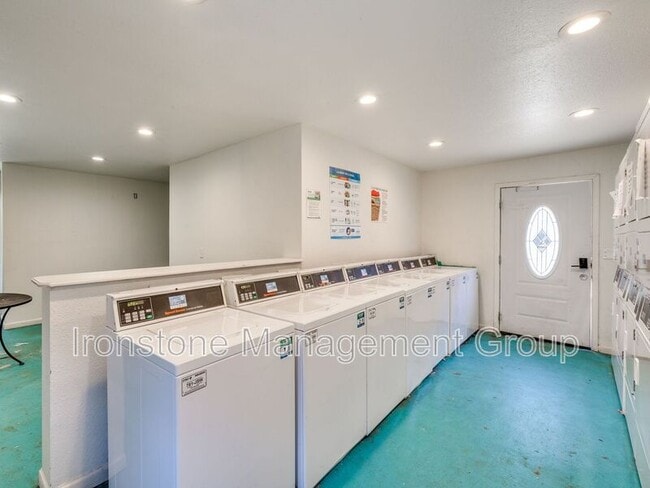 Photo - 4657 S Darlington Ave