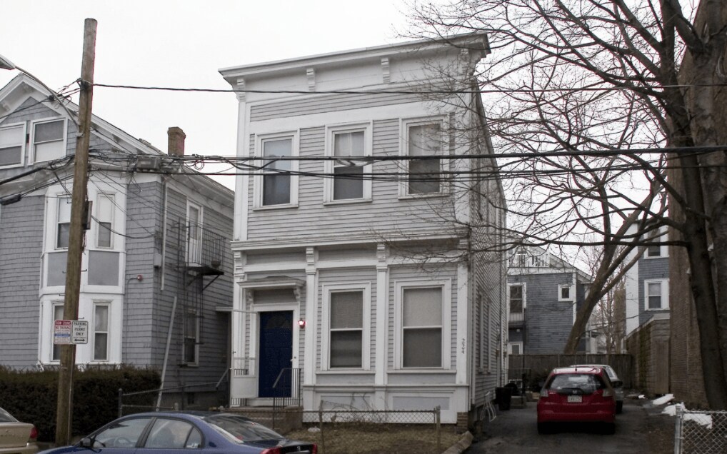 Photo - 224 Banks St Apartments Unit 2