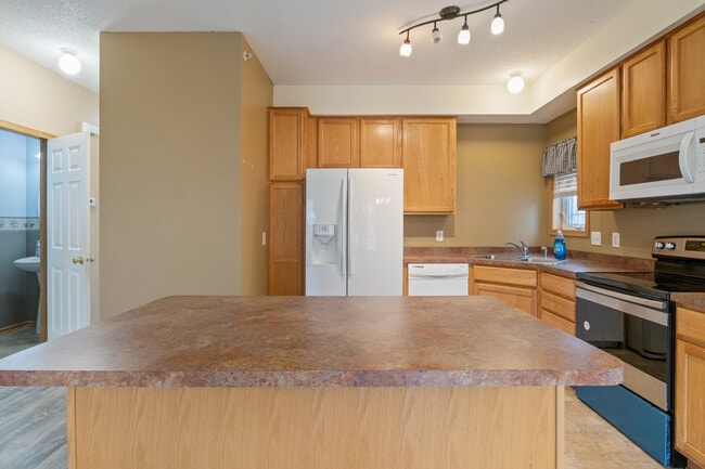 Photo - 14583 Olivine Ter NW