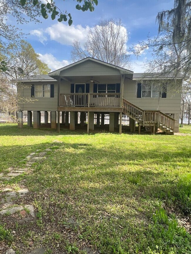 Building Photo - Ready On Bistineau! Rental