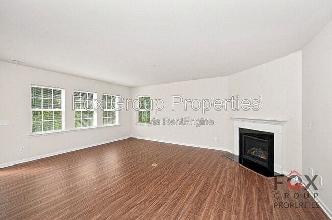 Photo - 3024 Findley Rd