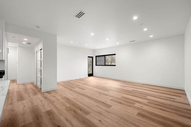 Photo - 1920 S Sherbourne Dr Unit 1920