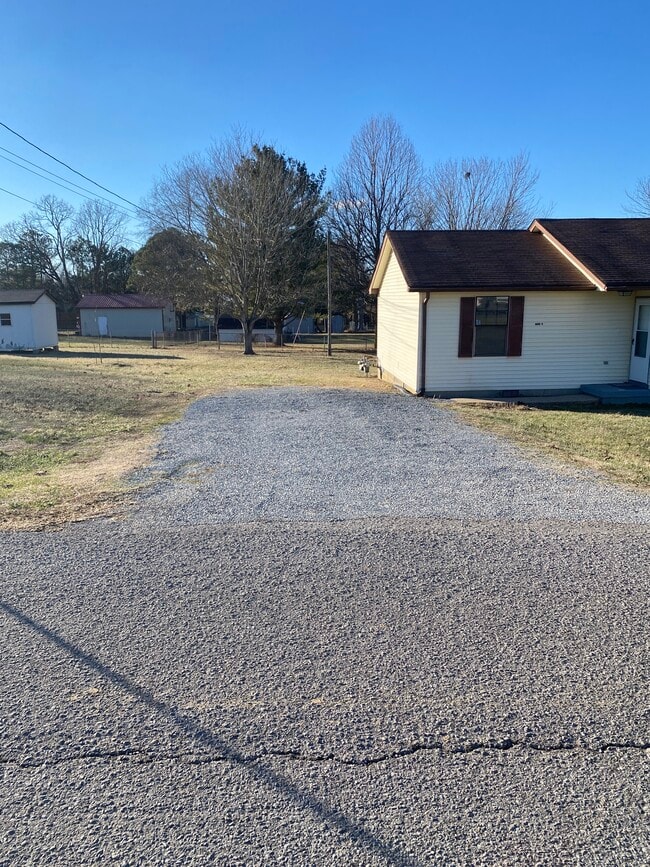 Driveway view 1 - 1205 Redden Ln Unit A
