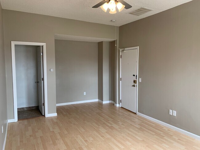 Photo - 2428 4th Ave