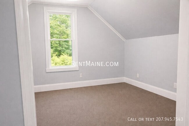 Photo - 496 Main St Unit 2