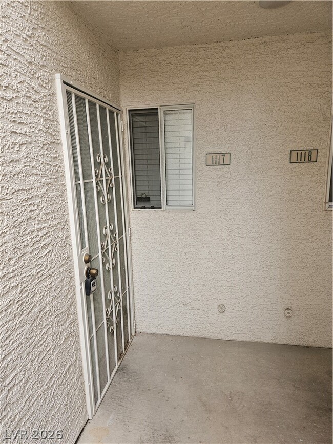 Photo - 7100 W Pirates Cove Rd Unit 1117