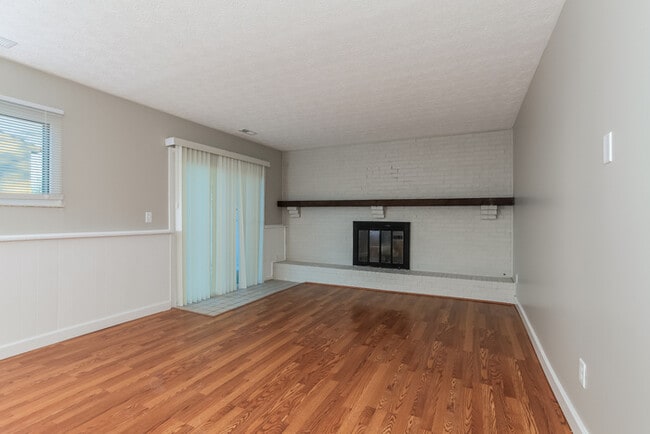 Photo - 250 Francisridge Dr