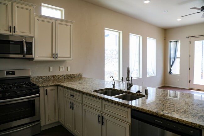 Photo - 2 Bed, 2 Bath Townhome