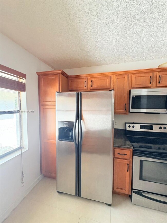 Photo - 11174 W Sample Rd Unit 11174
