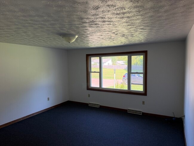 47 Daisy Ln