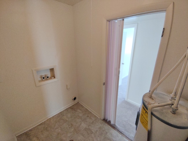 Photo - 600 Reusens Rd Apartamento Unidad H92