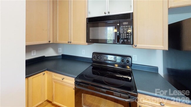 Photo - 1101 W 1st St Unit 419