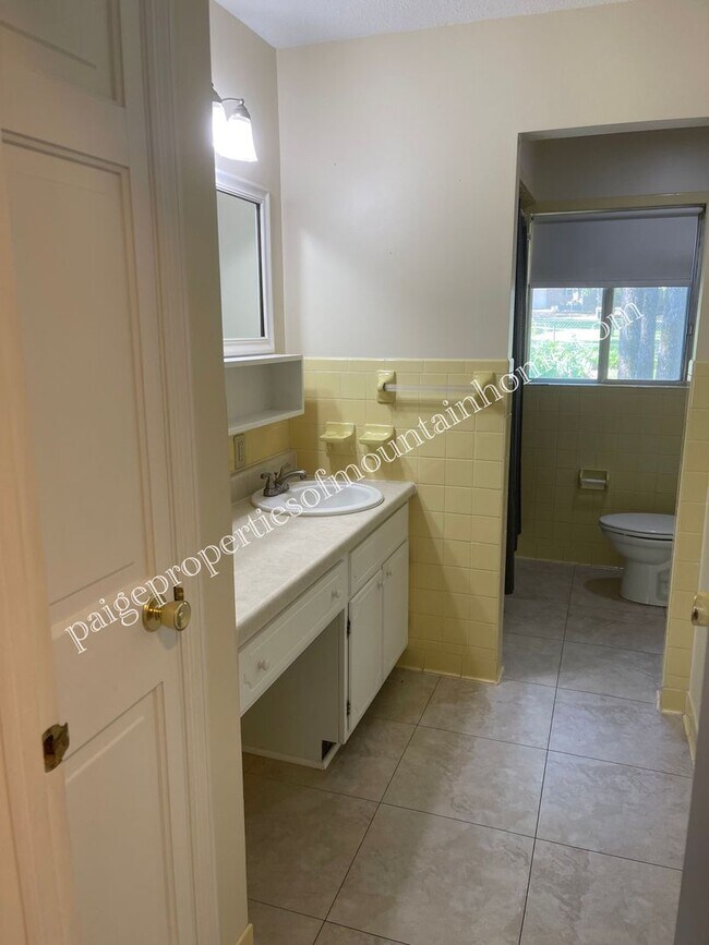 Photo - RANCH STYLE HOME