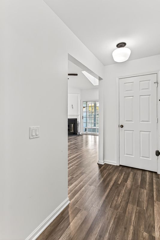 Photo - 120 Prosperity Ave SE