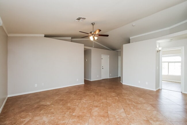 Photo - 986 S Wanda Dr