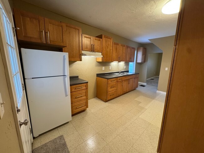 Photo - 114 W Berkeley St Unit 114