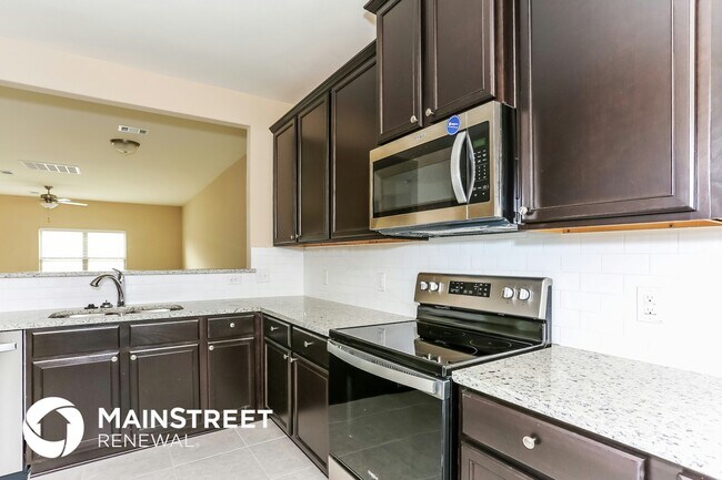 Photo - 1421 Park Trails Blvd