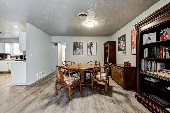 Photo - 1414 Hollywood Ave