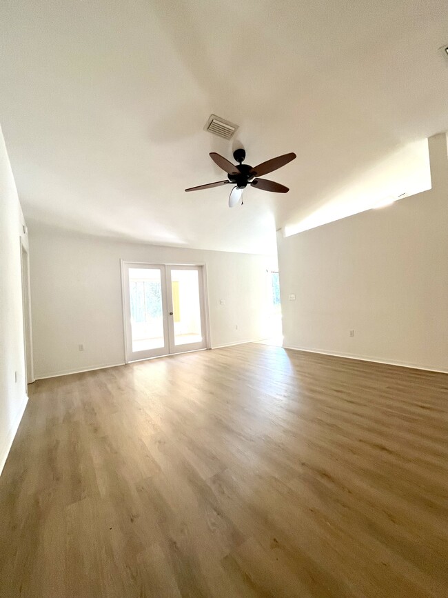 Photo - 4118 NW 62nd Ave