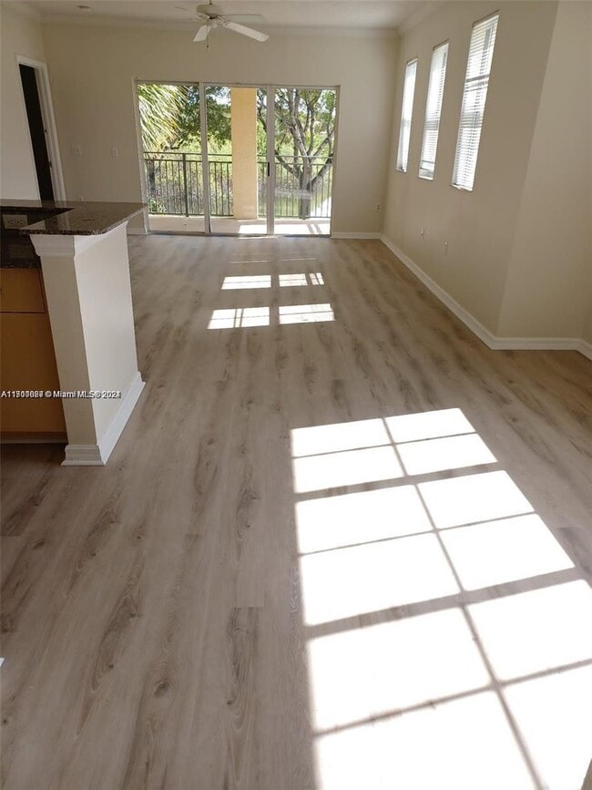 Photo - 2493 Centergate Dr Unit #204 UPDATED TOWNHOUSE
