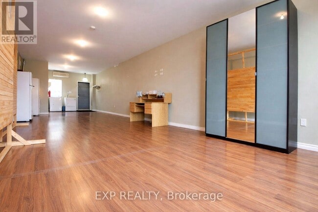 Photo - 1038 Coxwell Ave