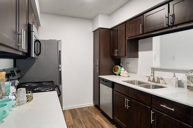 Photo - Twenty 15 Apartments