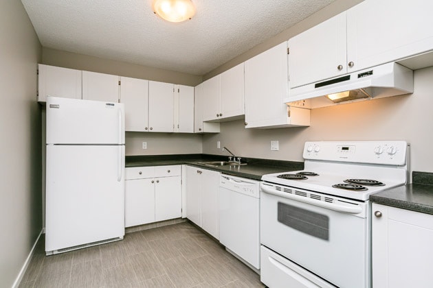 Broadview Meadows Apartments