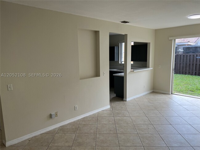 Photo - 100 SW 15th Rd