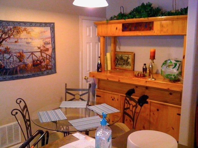 Photo - 2701 Midland Ave Unidad TERRACES