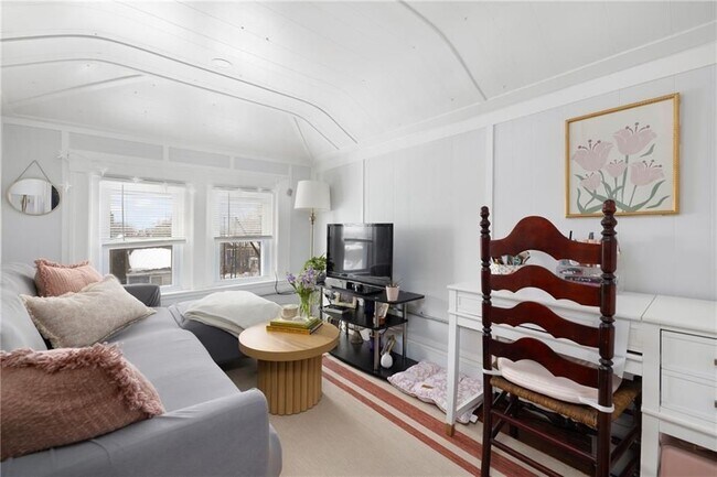 Photo - 10 Braman St