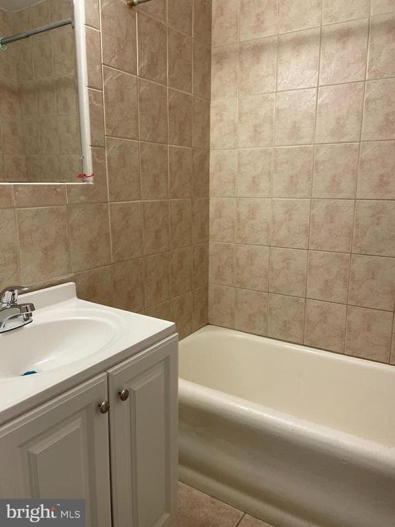 Photo - 1324 Locust St Unidad 1110