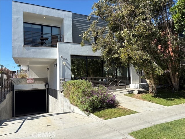 Building Photo - 115 N Adams St Unit A