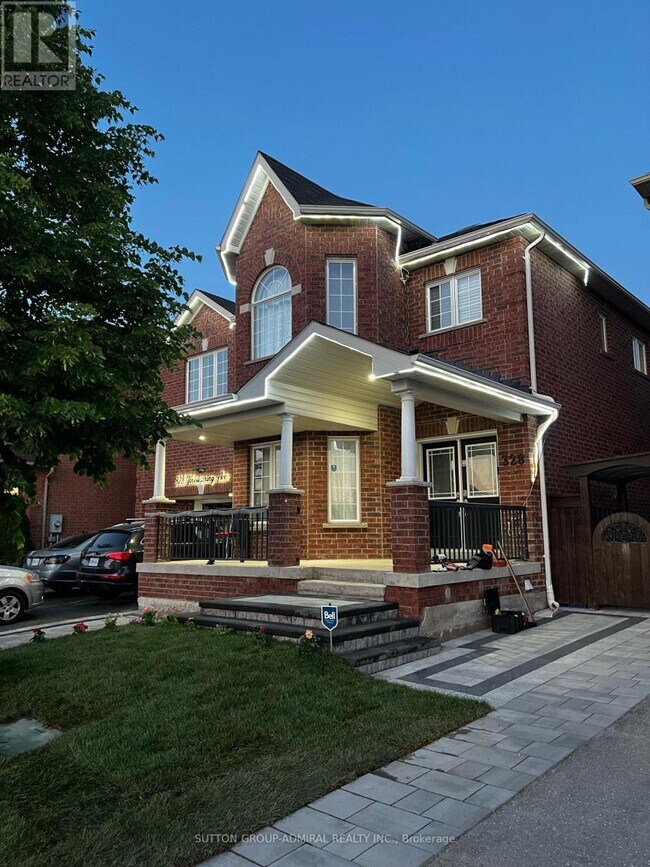 Photo - 328 Woodspring Ave