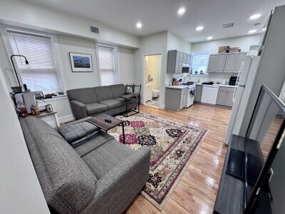 Building Photo - 2028 Massachusetts Ave Unit 1