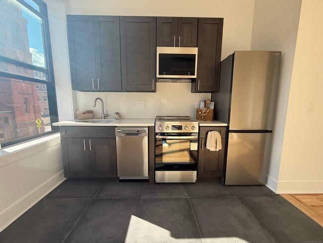 Photo - 253 State St Unit 3R