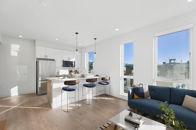 Photo - Via Callowhill