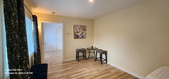 Photo - Large ADU Completely Renovated Single Occupancy Unit Semi Furnished