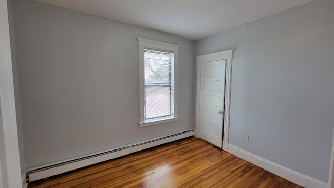 Photo - 464 Wethersfield Ave Unit Apt. 3S