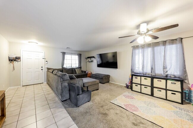 Photo - 5945 N 73rd Dr