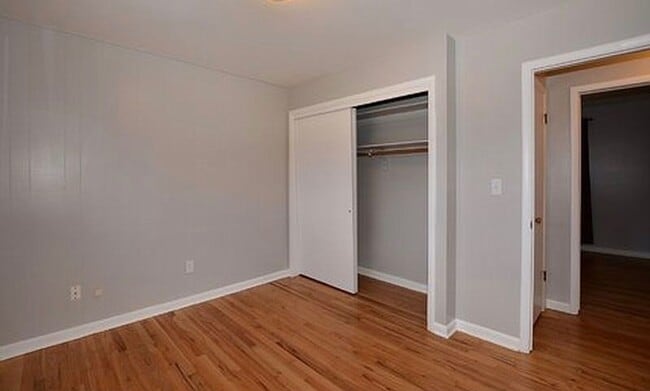 Photo - 325 N Roosevelt Ave