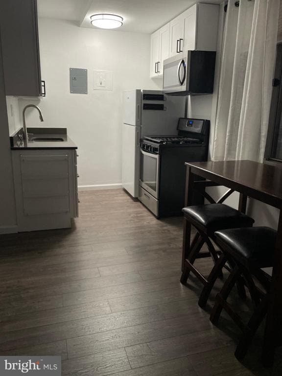 Photo - 940 25th St NW Unit 302S