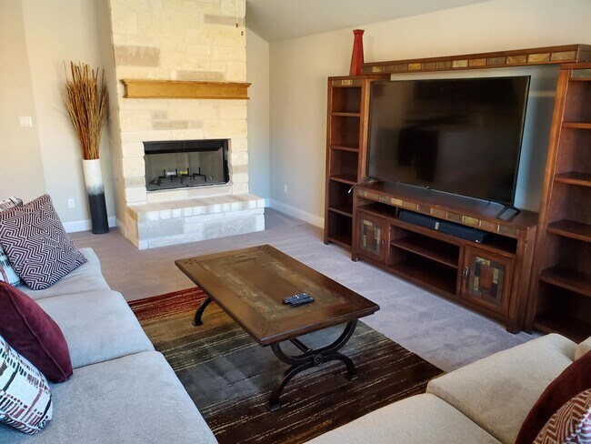 Photo - 539 Tanda Ln