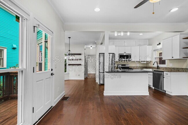 Photo - 185 Savannah St SE