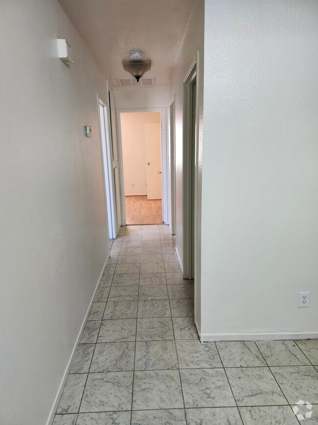 Building Photo - 5339 Retablo Ave Unit 5339 Retablo ave#1 Rental